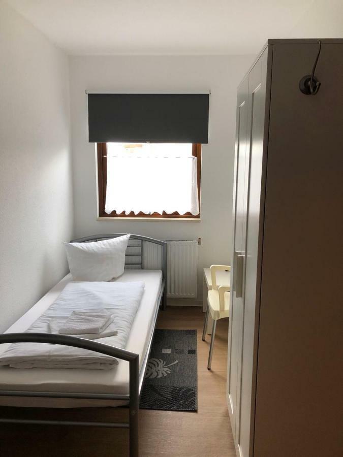 Pension ,,Vier Tore" Neubrandenburg Exterior foto